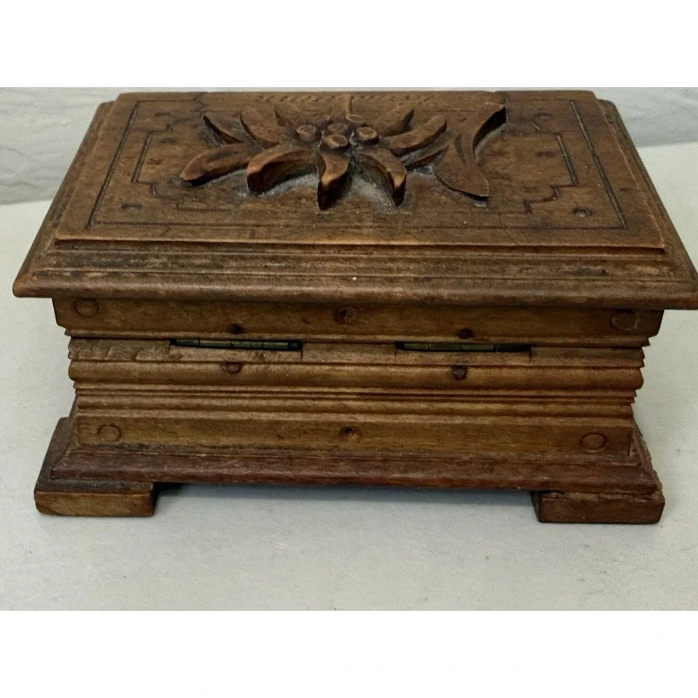 Antique German Warmbrunn Hand Carved Wood Trinket Jewelry Box Black Forest Style